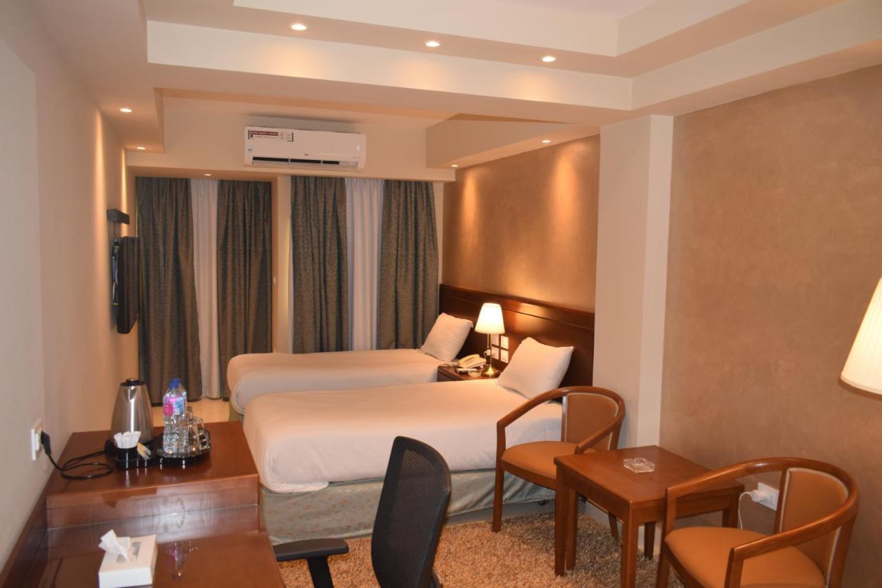 Omar El Khayam Al Minya Hotel Exterior photo