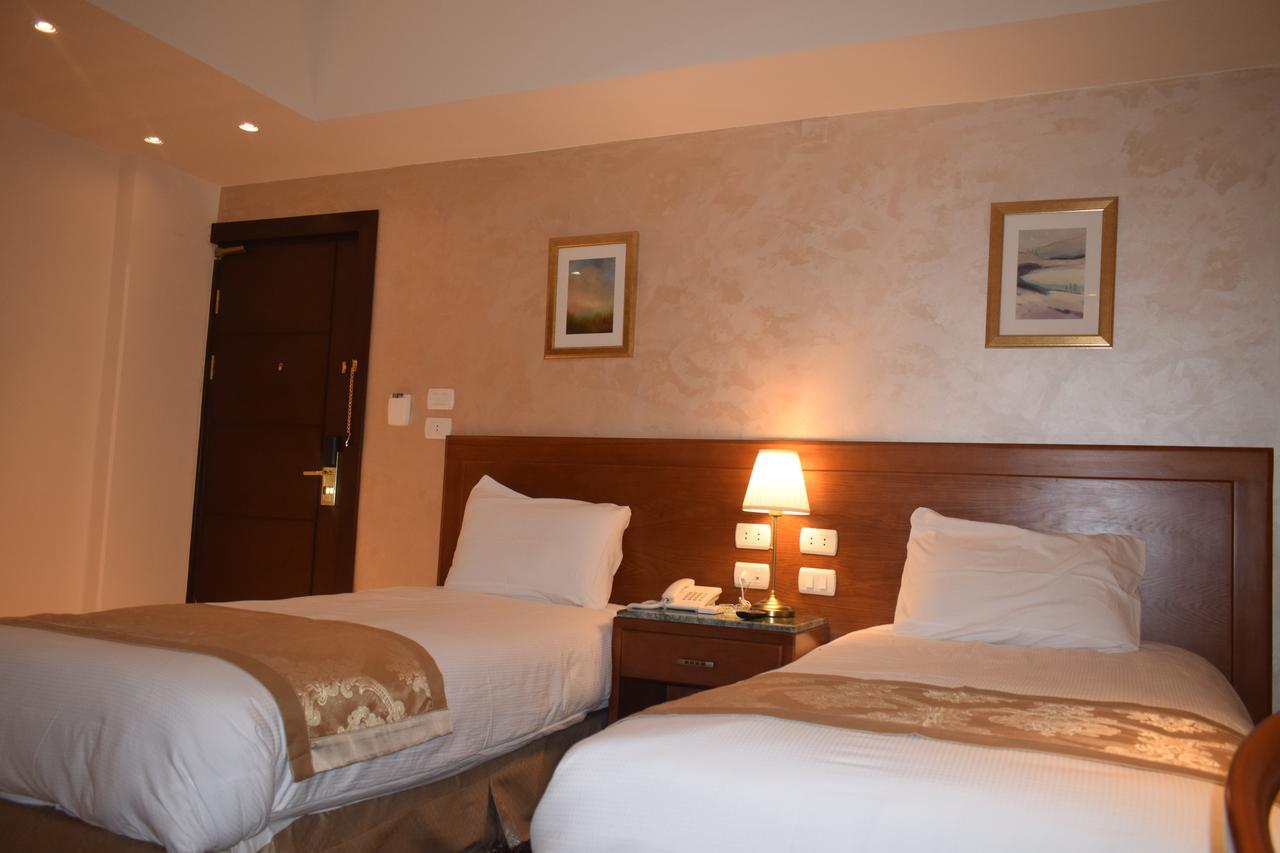 Omar El Khayam Al Minya Hotel Exterior photo